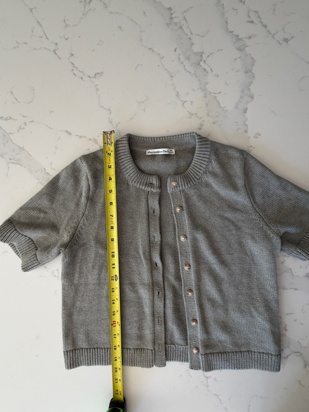 Abercrombie & Fitch Short-Sleeve Knit Cardigan in Light green - Picture 2 of 4
